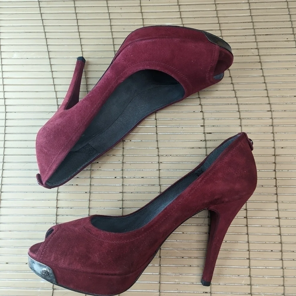 Stuart Weitzman red Suede Peep Open Toe 5
